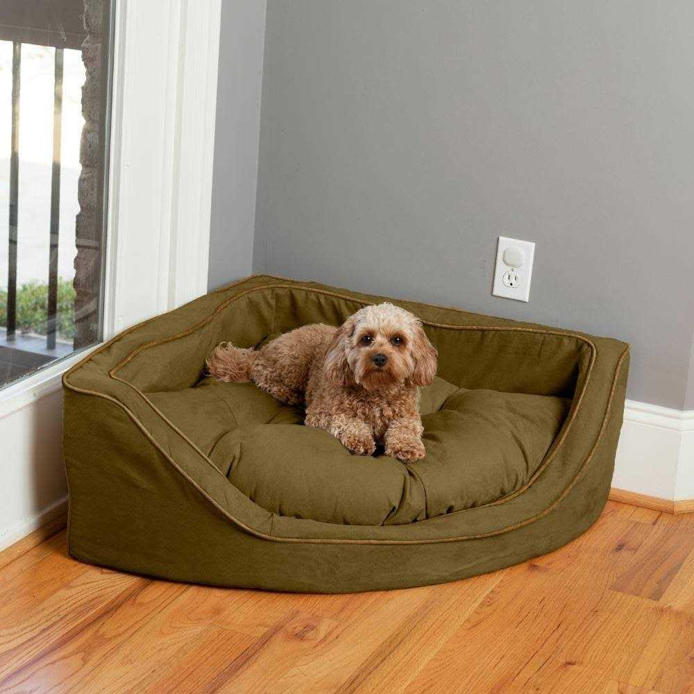 Overstuffed Corner Dog Bed O6381