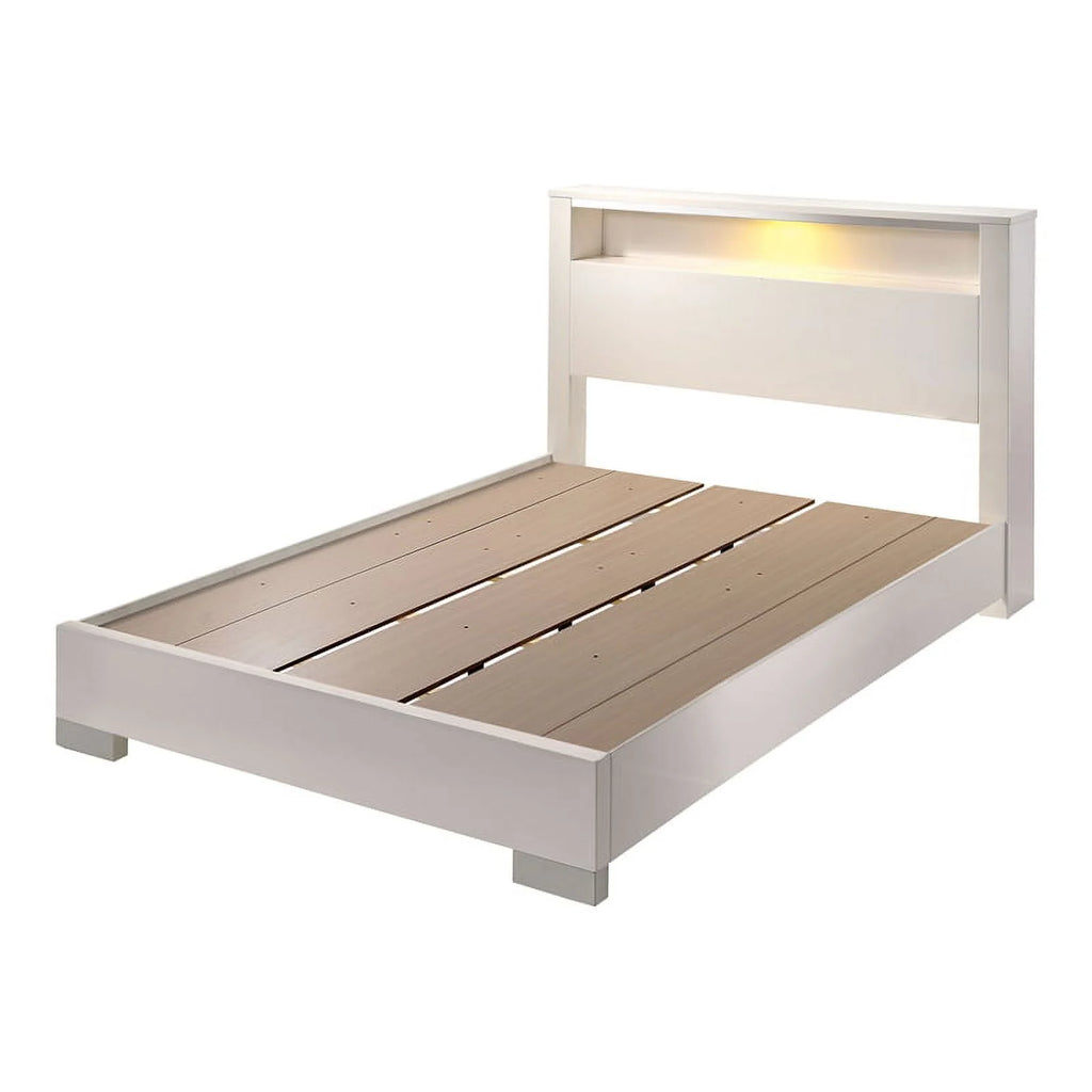 Contemporary White Wood Queen Bed W858705