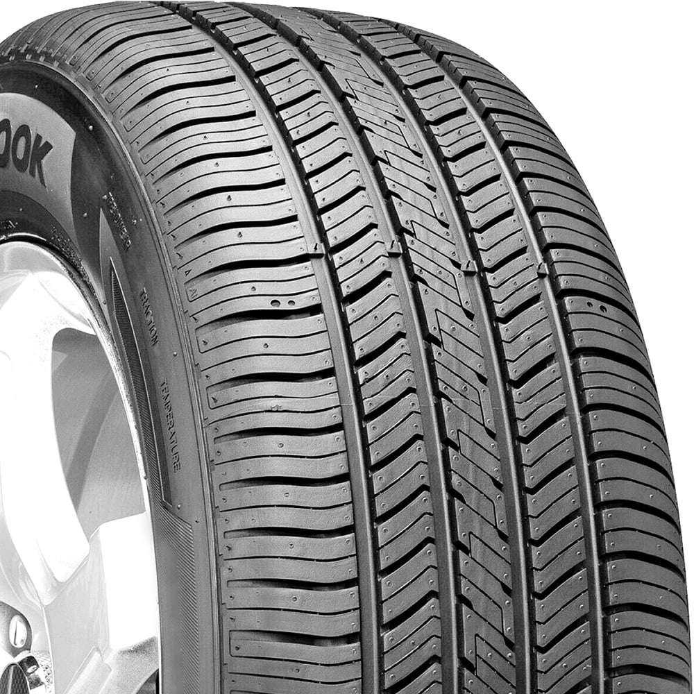 Set of 4 215/70R14 96T All Season Tires P855
