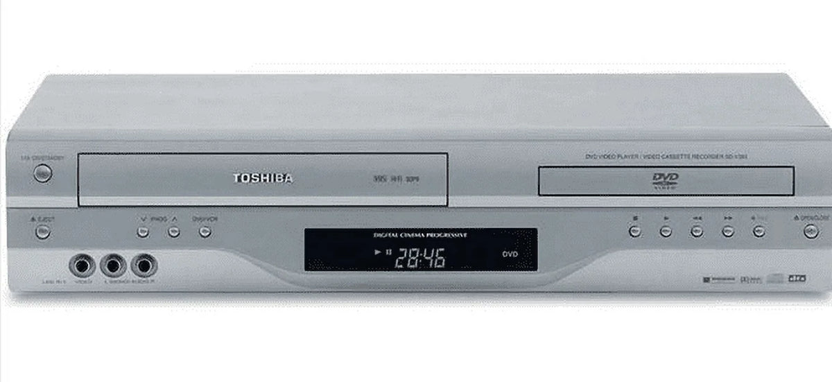 Pre-Owned DVD/VCR Combination with Remote R556341