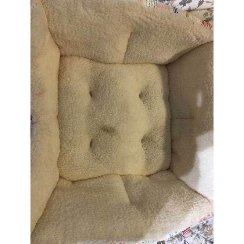 Cat & Dog Cuddler Beds B1166
