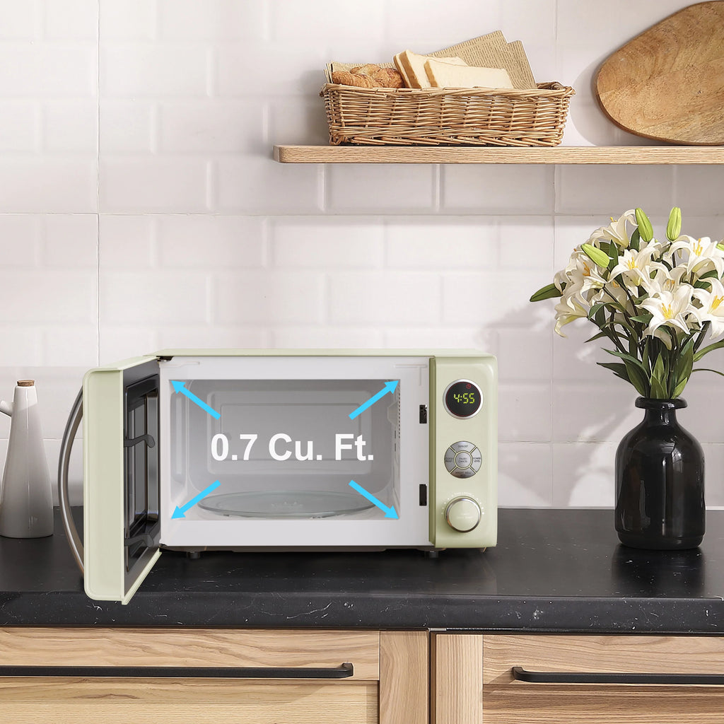0.7 Cu ft 700 Watts Blue Retro Countertop Microwave Oven Z91592