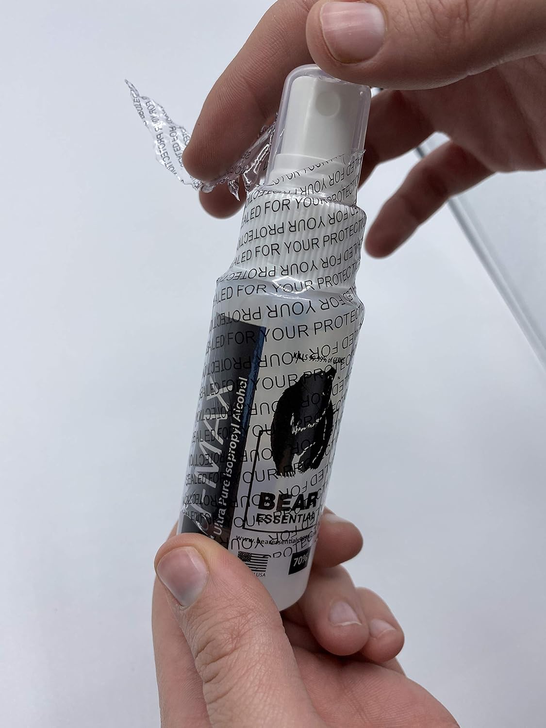12 Spray Bottles 2 OZ Each Isopropyl Alcohol 70% V646
