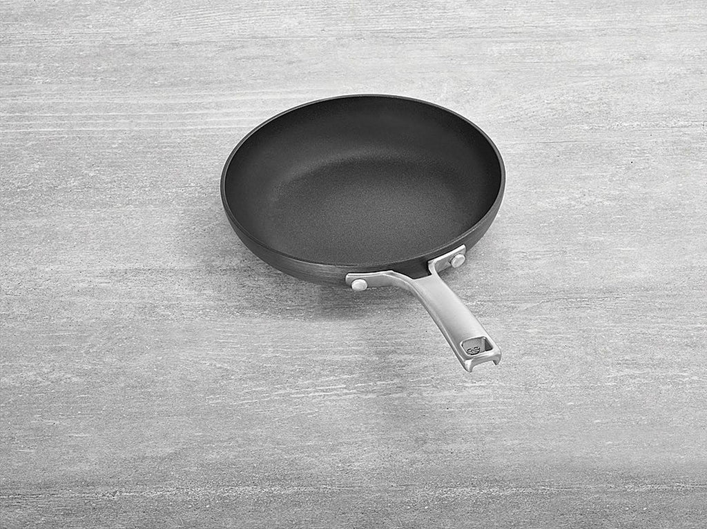 Calphalon Classic Nonstick 8-in. Fry Pan Z509