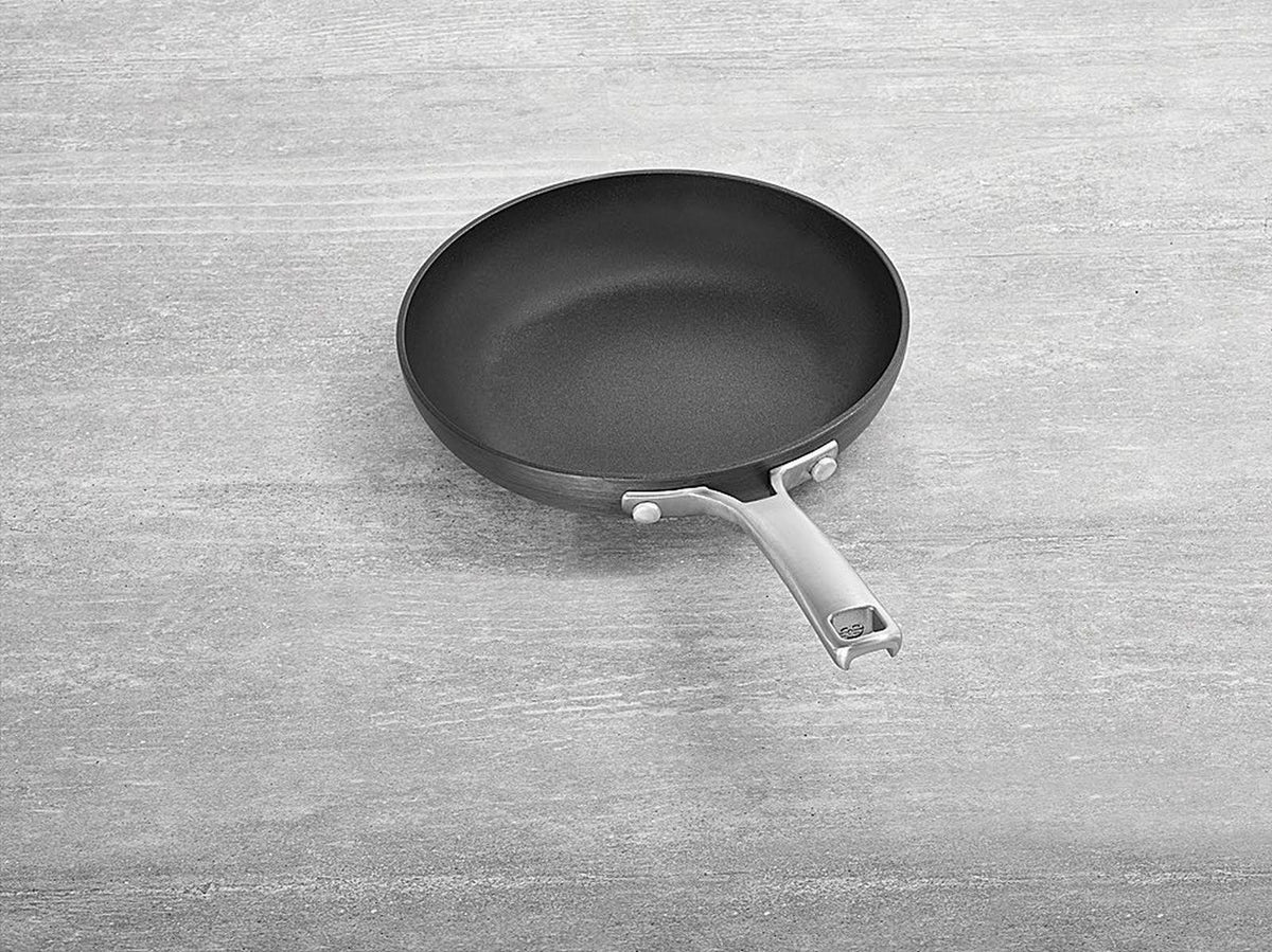 Calphalon Classic Nonstick 8-in. Fry Pan Z509